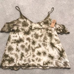 American Eagle off the shoulder tank top